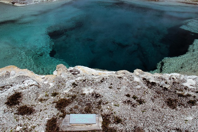 Free Yellowstone Wyoming photo and picture