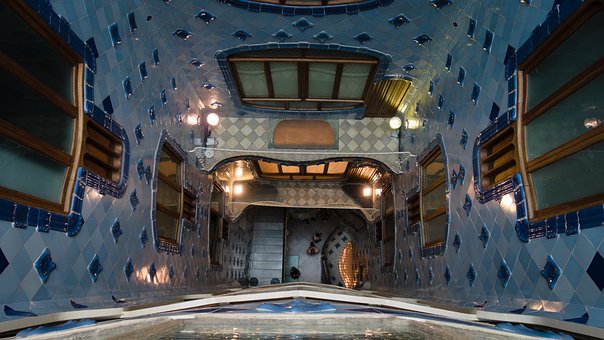 Casa Batll, Architektur, Barcelona