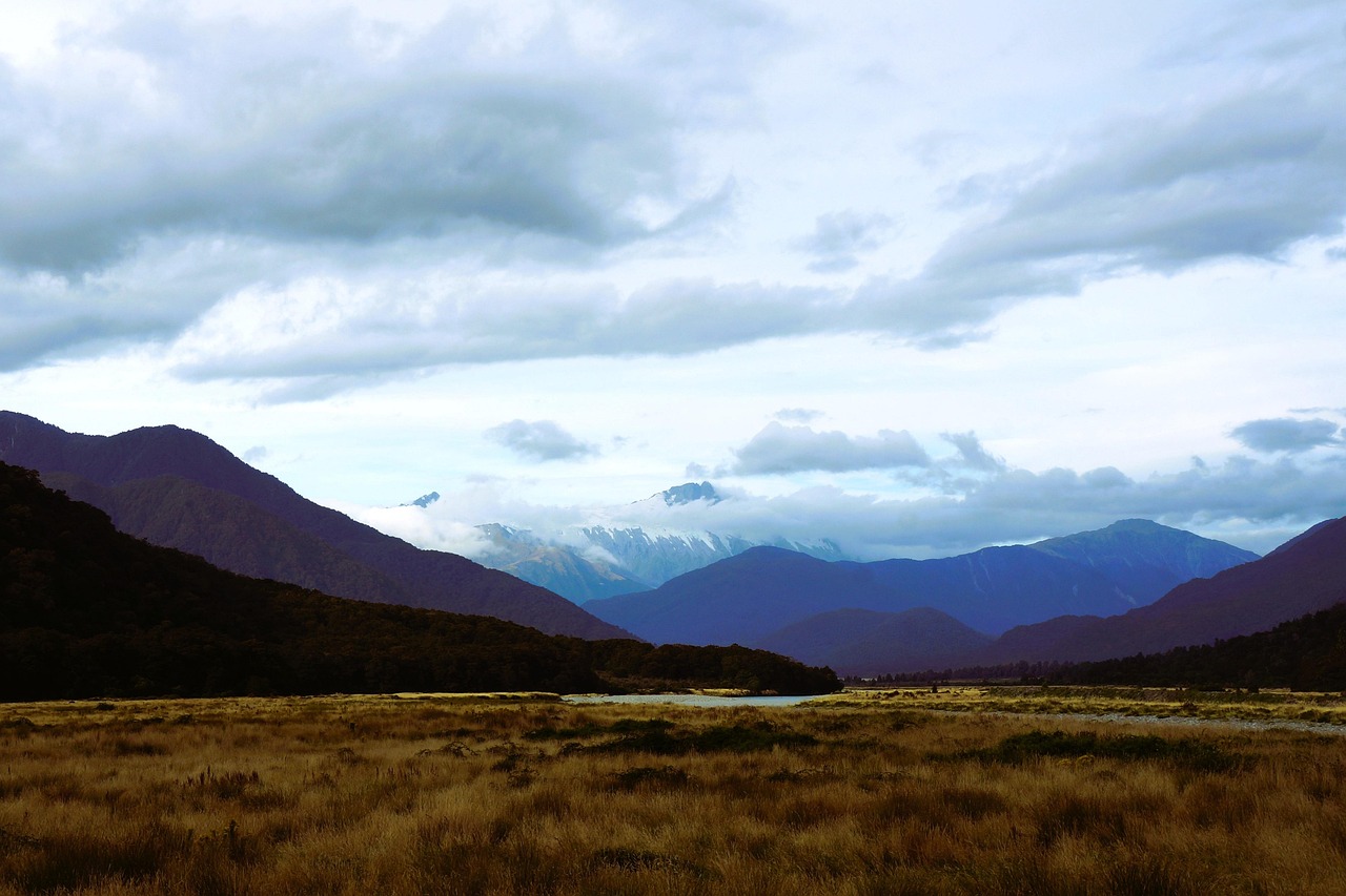 Valley - free online jigsaw puzzle photo