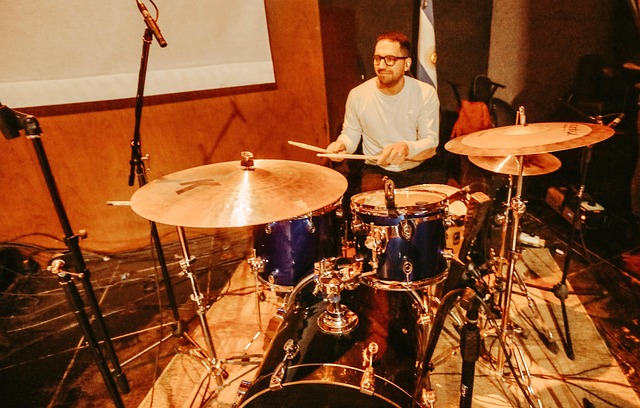 Free Drummer Jeremias Tomaseli photo and picture