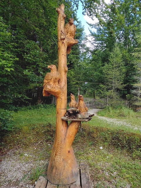Free Art Carving photo and picture