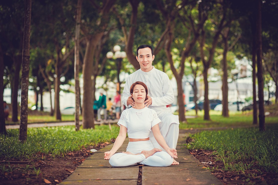 yoga-7383494_960_720.jpg