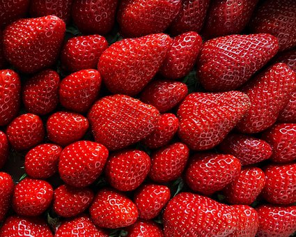 Free Strawberries Fruits photo and picture