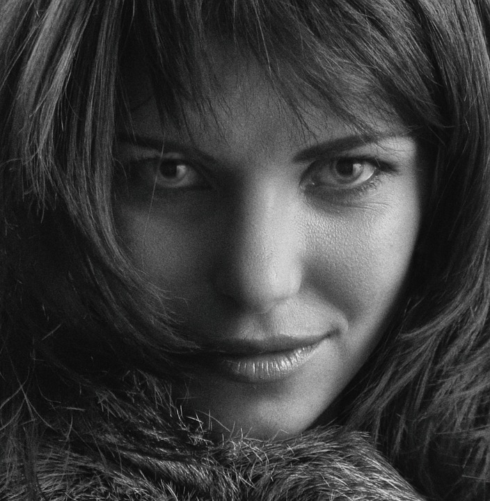 woman-7392024_960_720.jpg