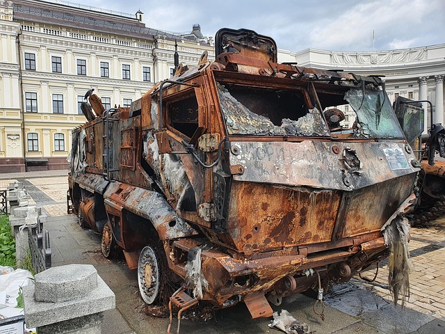 Free Mykhailivska Square Kyiv photo and picture