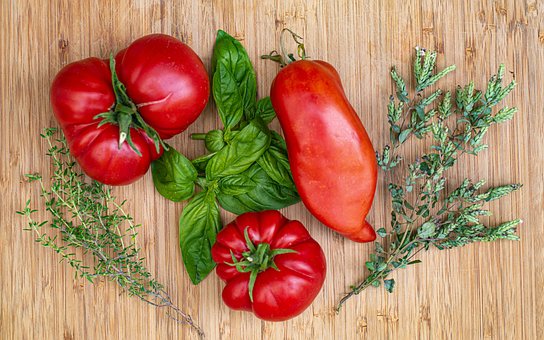 Tomates, Tomilho, Orégano, Natureza