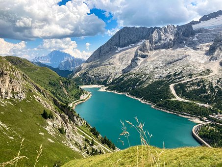 Free Lake Lake Fedaia photo and picture