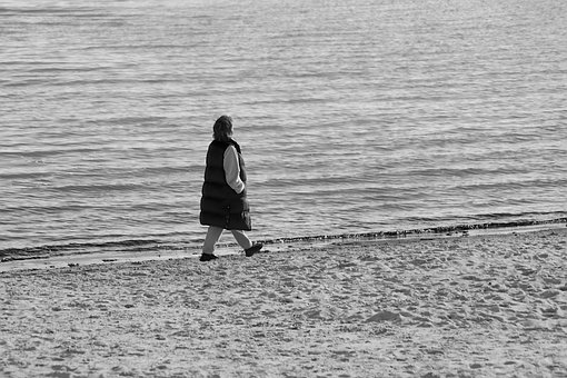 Kvinne, Strand, Gå, Hav, Svart Og Hvit