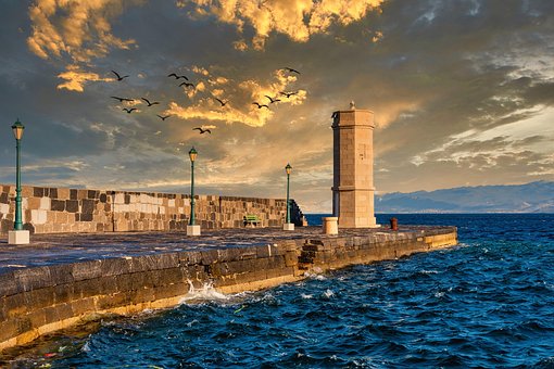 Free Lighthouse Sea photo and picture