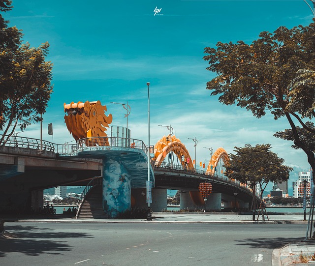 Free Dragon Bridge photo and picture