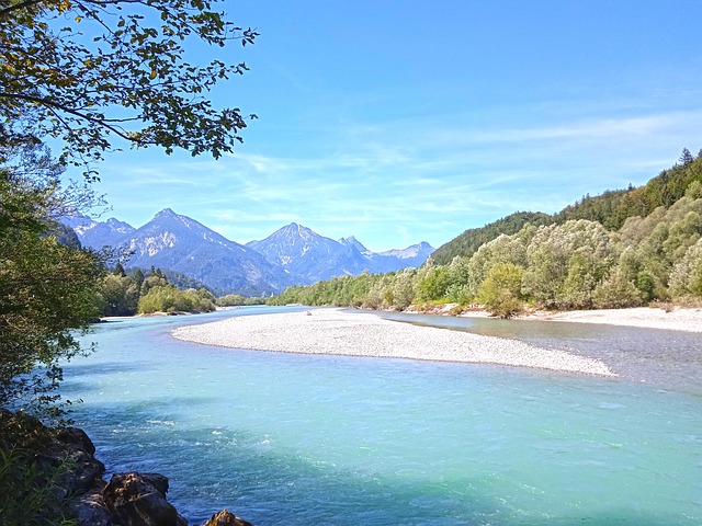 Free Lech Gravel Bank photo and picture