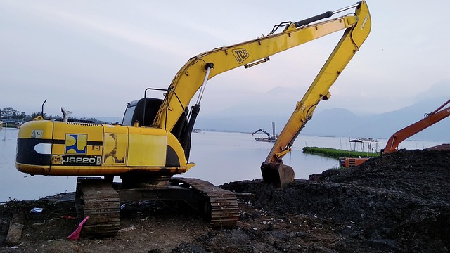 Free Backhoe Excavator photo and picture