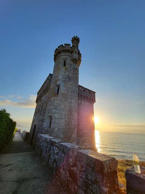Free Castle Baiona photo and picture