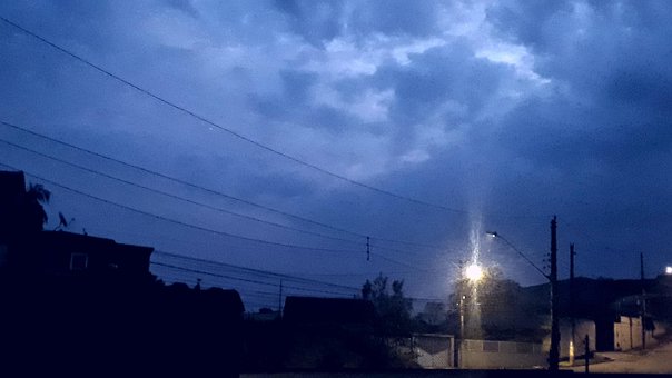 Cerul Întunecat, Cer, Cer Albastru
