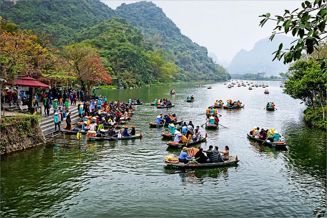 Free Vietnam River photo and picture