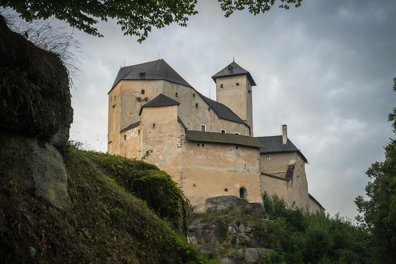 Rappottenstein Castle - free online jigsaw puzzle photo