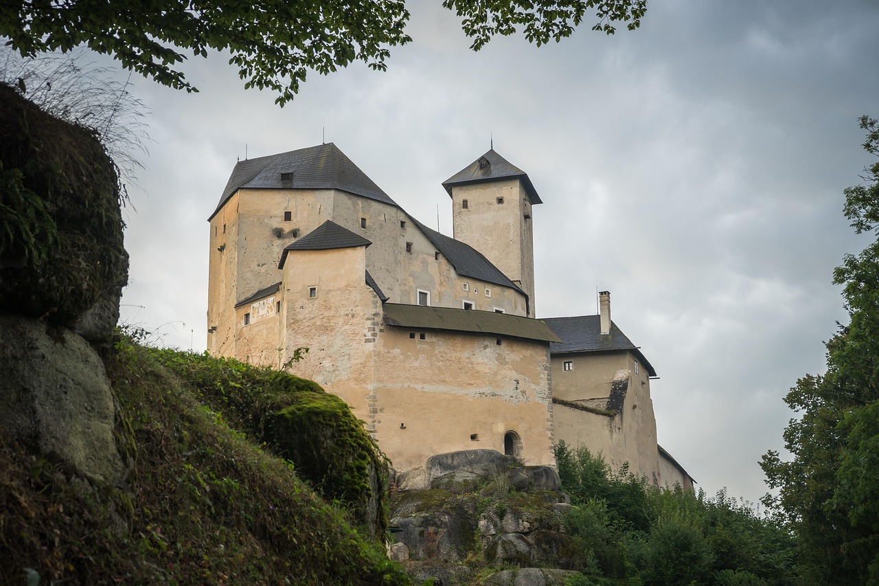Rappottenstein Castle - free online jigsaw puzzle photo