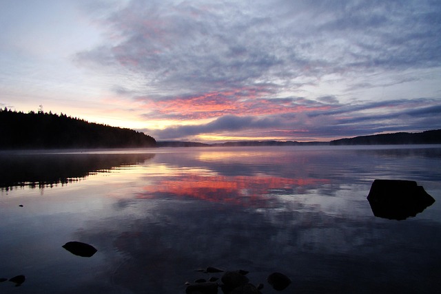 Free Sunrise Lake photo and picture