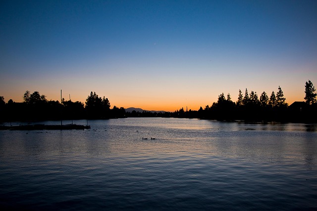 Free Lake Mountains photo and picture