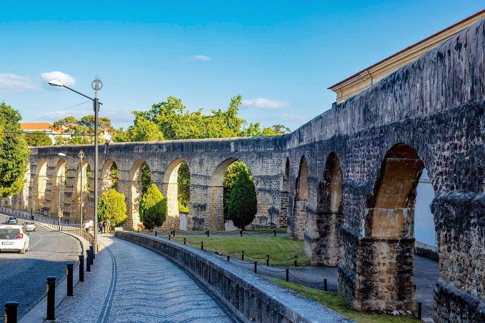 Savoring Lisbon: A Culinary Journey Through the City’s Best Eateries