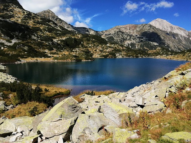 Free Lake Pirin photo and picture