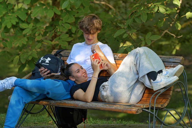 Couple Happy Bench - Free photo on Pixabay