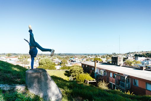 Free Acrobatics City photo and picture