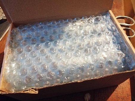 Free Unpacking Package photo and picture
