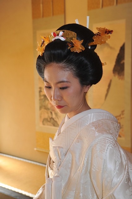 Free Kimono Woman photo and picture