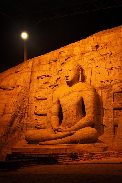 Free Buddha Buddha Statues photo and picture