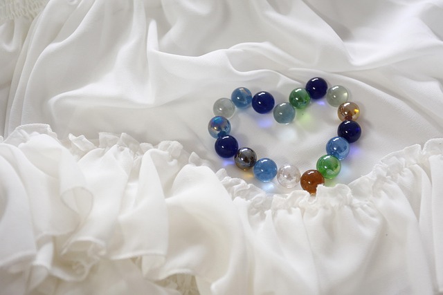 Free Glass Ball Arrange photo and picture