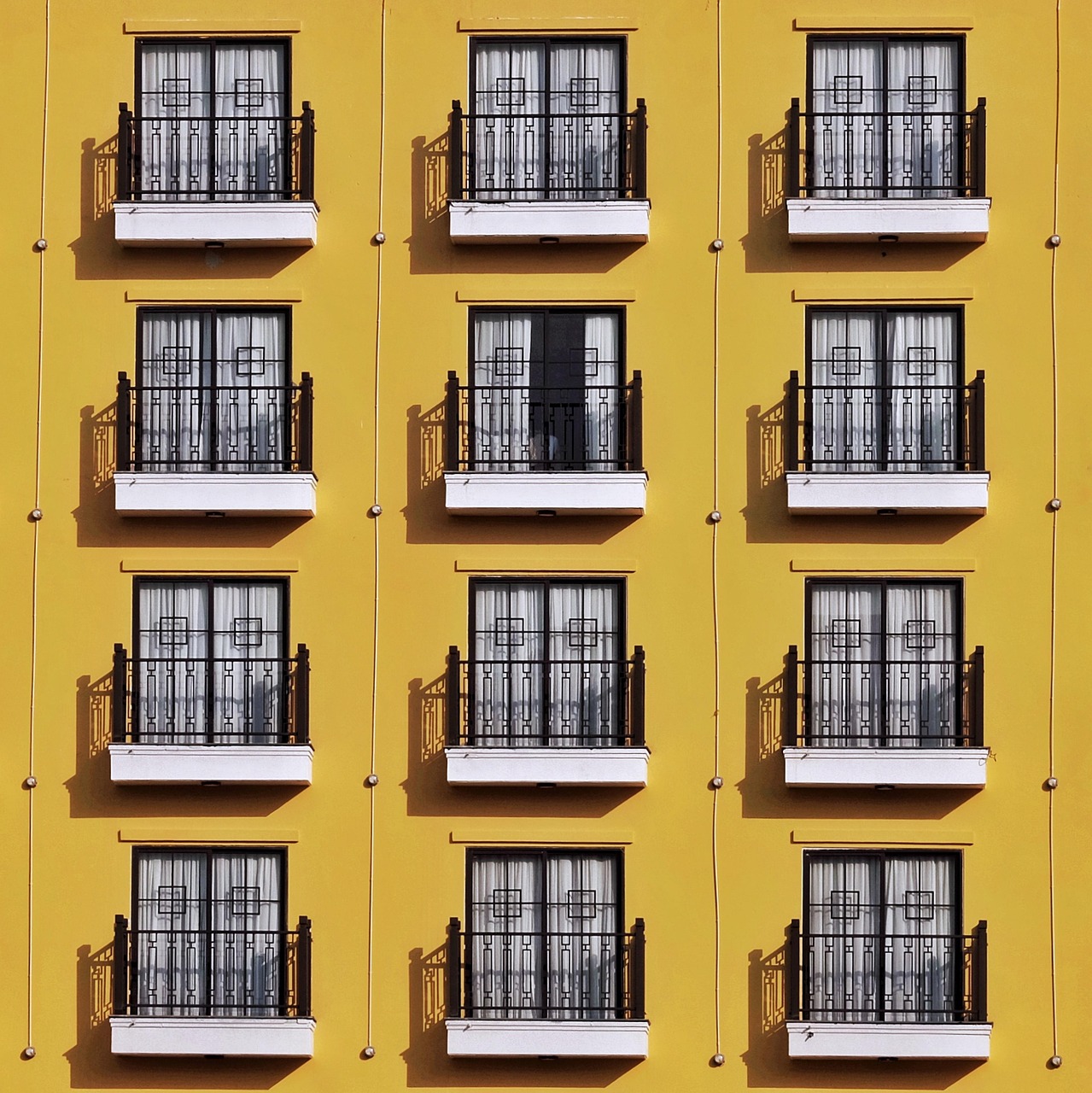 Windows Balcony Hotel - Free photo on Pixabay