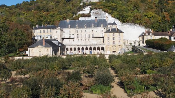 Free Chateau France photo and picture