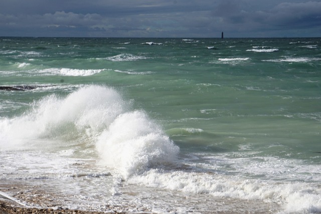 Free Sea Lighthouse photo and picture