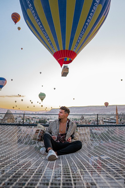 Free Hot Air Balloons Man photo and picture