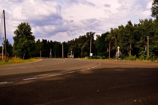 La Carretera, Bosque, Pueblo, Campo