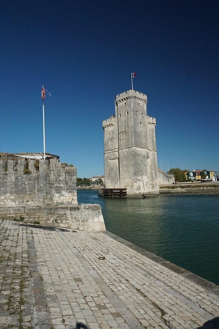 Free Rochelle Towers photo and picture
