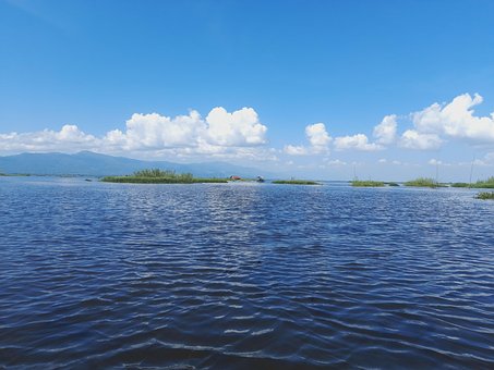 Jeg Elsker Manipur, Loktak Sø, Manipur