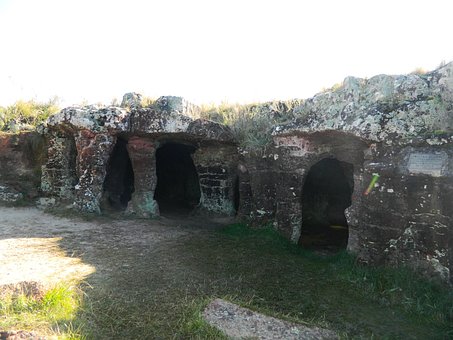 Free Grotto Gruta Del Palacio photo and picture