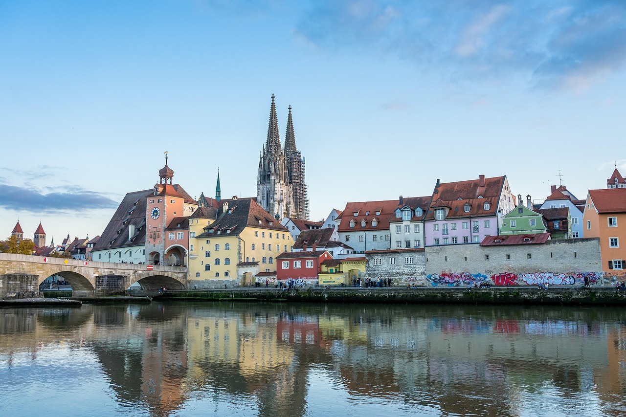 Regensburg - free online jigsaw puzzle photo
