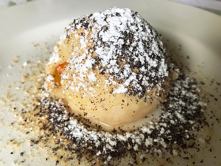 Bolinhos De Damasco, Açúcar Em Pó