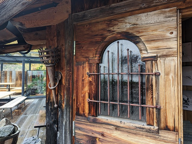 Free Mountain Hut Alm photo and picture