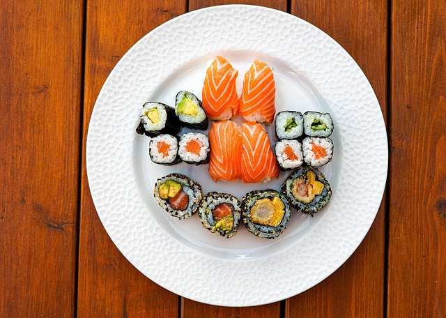 sushi, food, japanese, salmon, japan, asian, restaurant, sashimi, raw, fresh, tasty, sushi, sushi, sushi, sushi, sushi, food