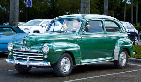 Free Ford Car photo and picture