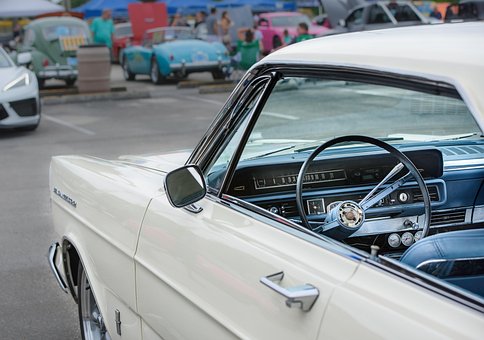 Free Ford Car photo and picture