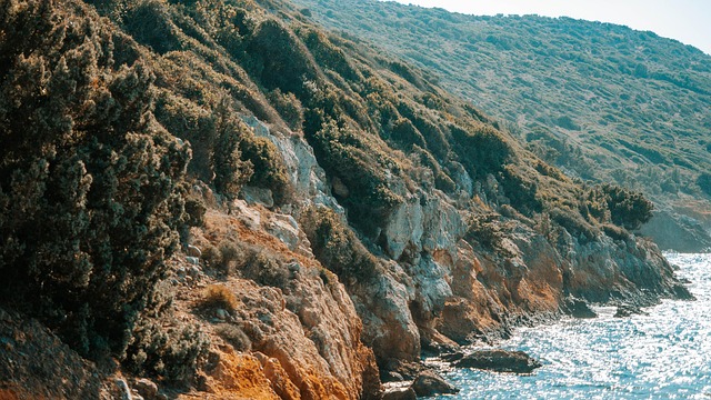 Free Rock Water photo and picture