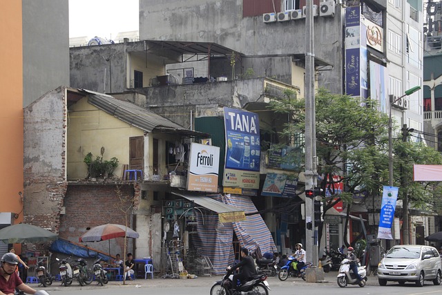 Free Vietnam Road Crossing photo and picture