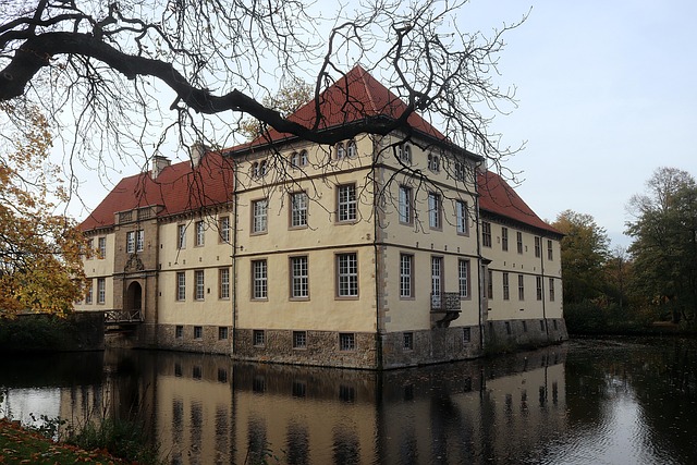 Free Schlosspark Schloss Strunkede River photo and picture
