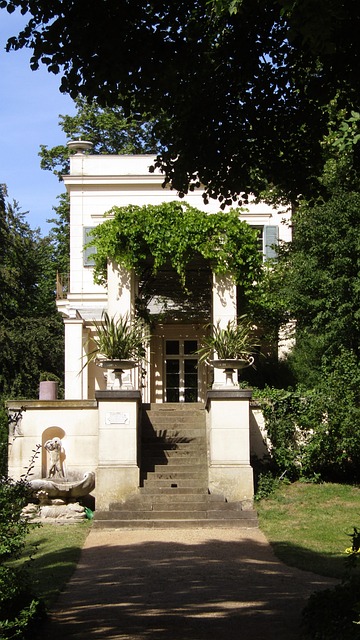 Free Glienicke Palace Garden photo and picture