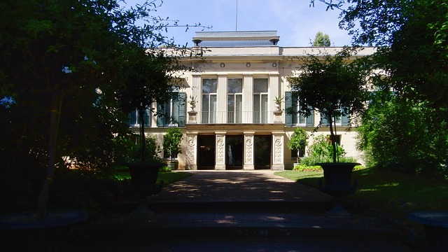 Free Glienicke Palace Park Palace Garden photo and picture